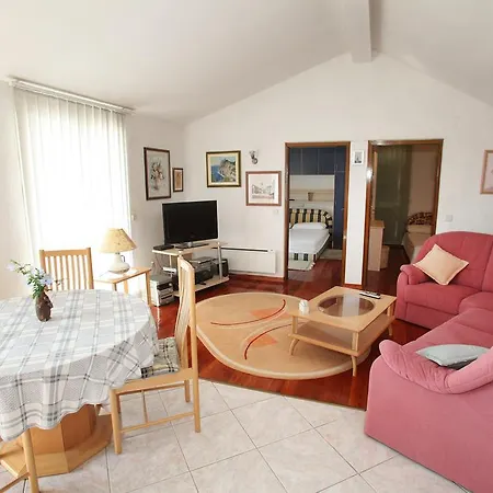 דירה Decor 1830